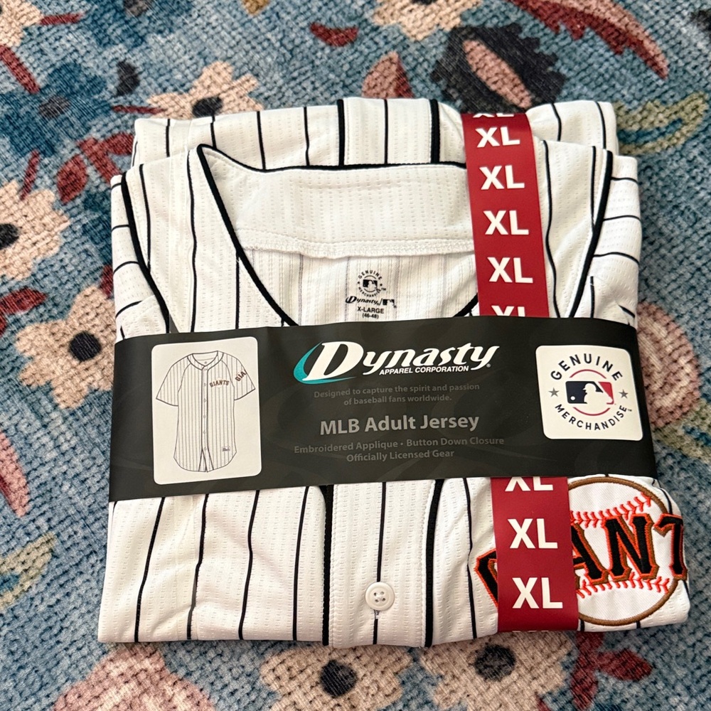 NWT • dynasty • San Francisco giants jersey